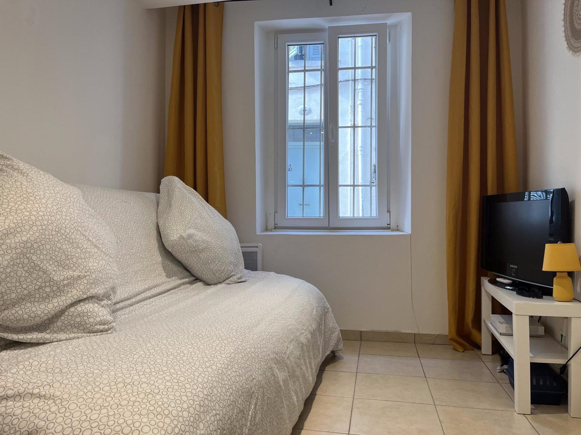 Equipe Confort Proche De Toutes Commodites